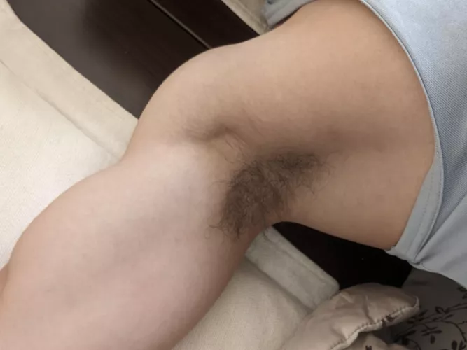 My pit musk turns me on. Wish I could worship some pits now by Responsible_Wrap_302