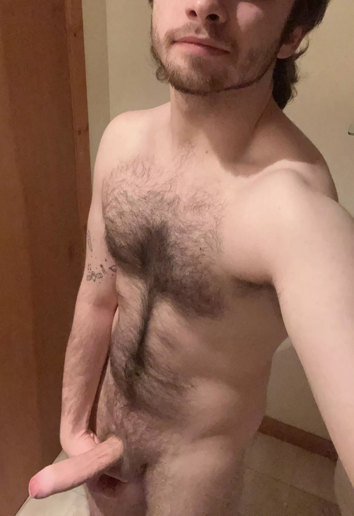 need to know if you stopped scrolling.. posted by Alexramirez97