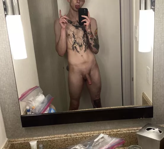 Oh hi :) by Reasonable-Art-4180