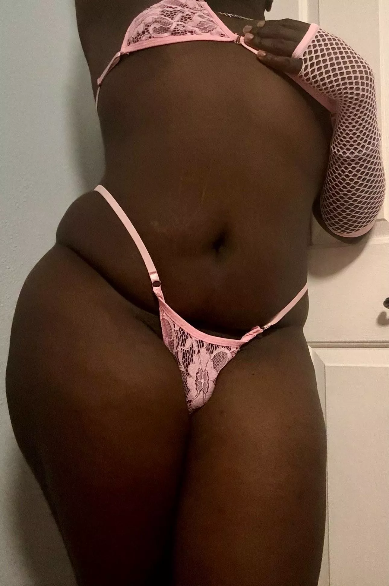 Pink 🪷 posted by thongerb8r96