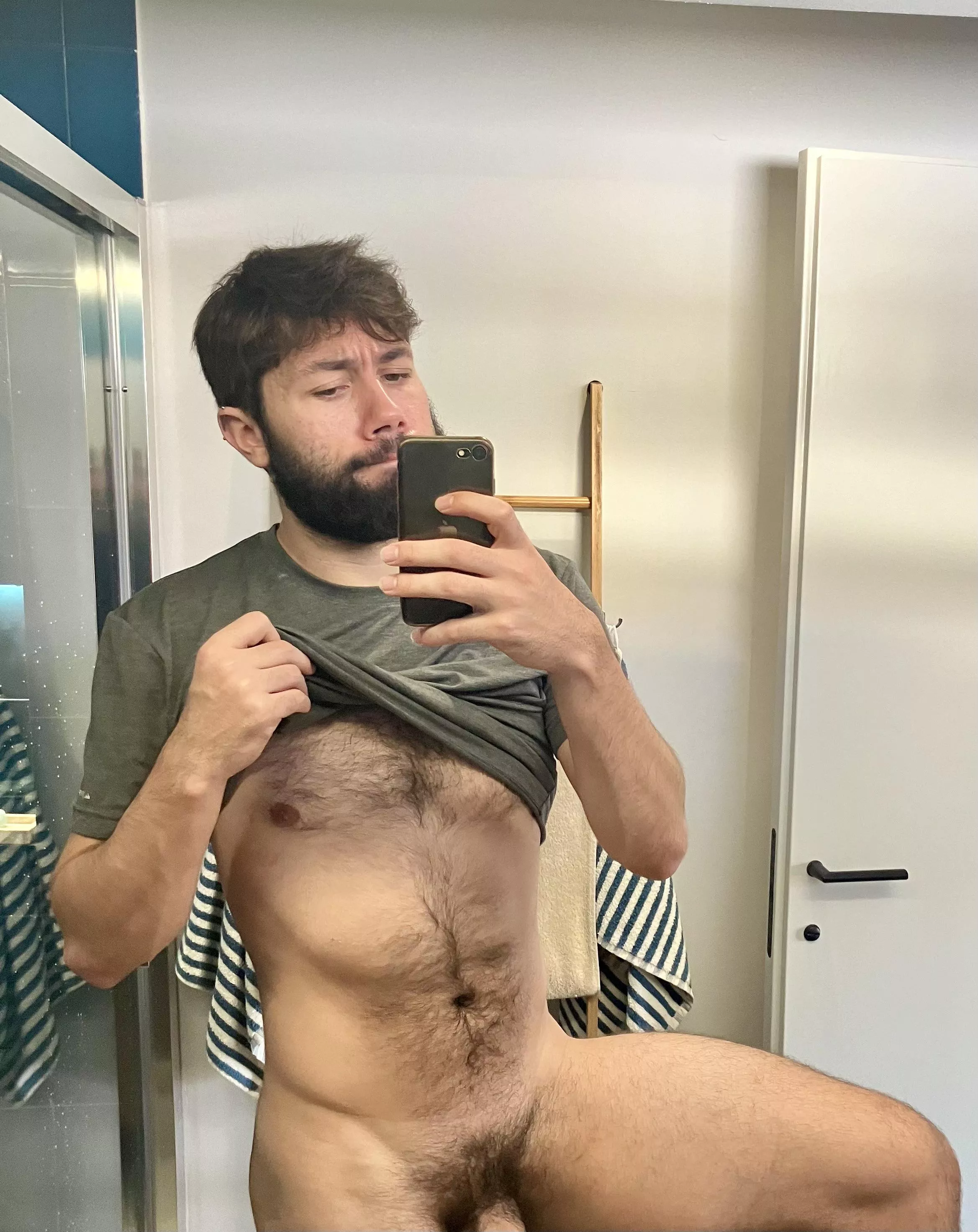 Post workout musk included⚡️ posted by AxlRagnarok