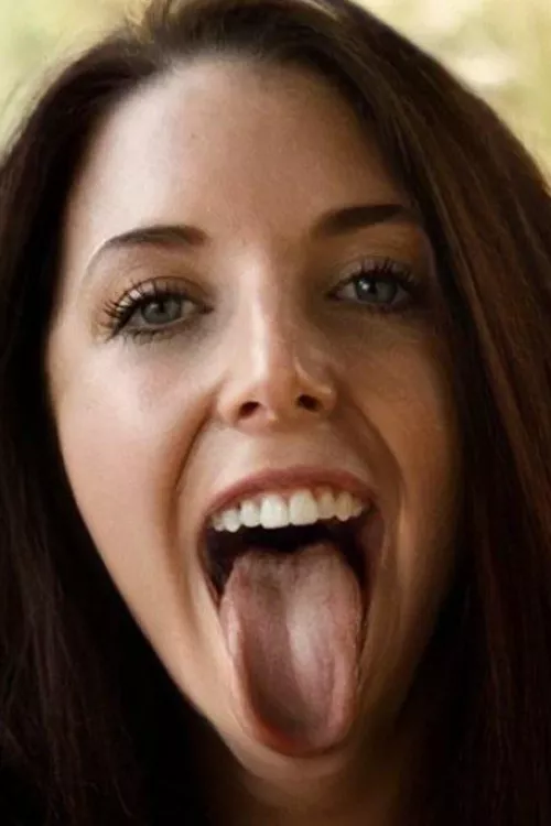 Say ahhhhh by Gooneruk69