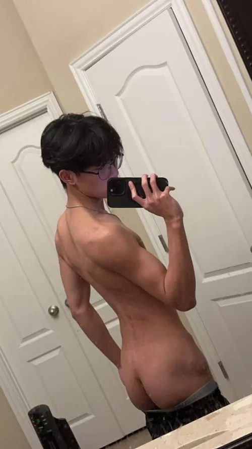 Should I post more booty? by Sea_Room_2315