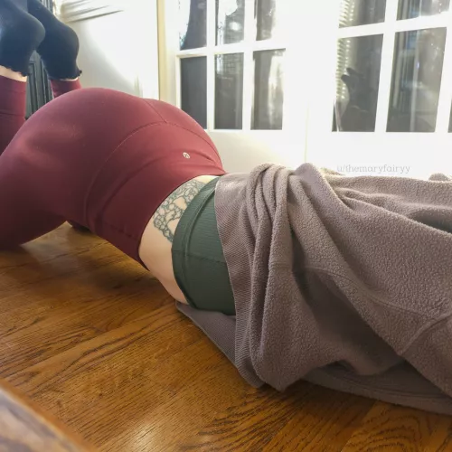 Stretch with me by themaryfairyy