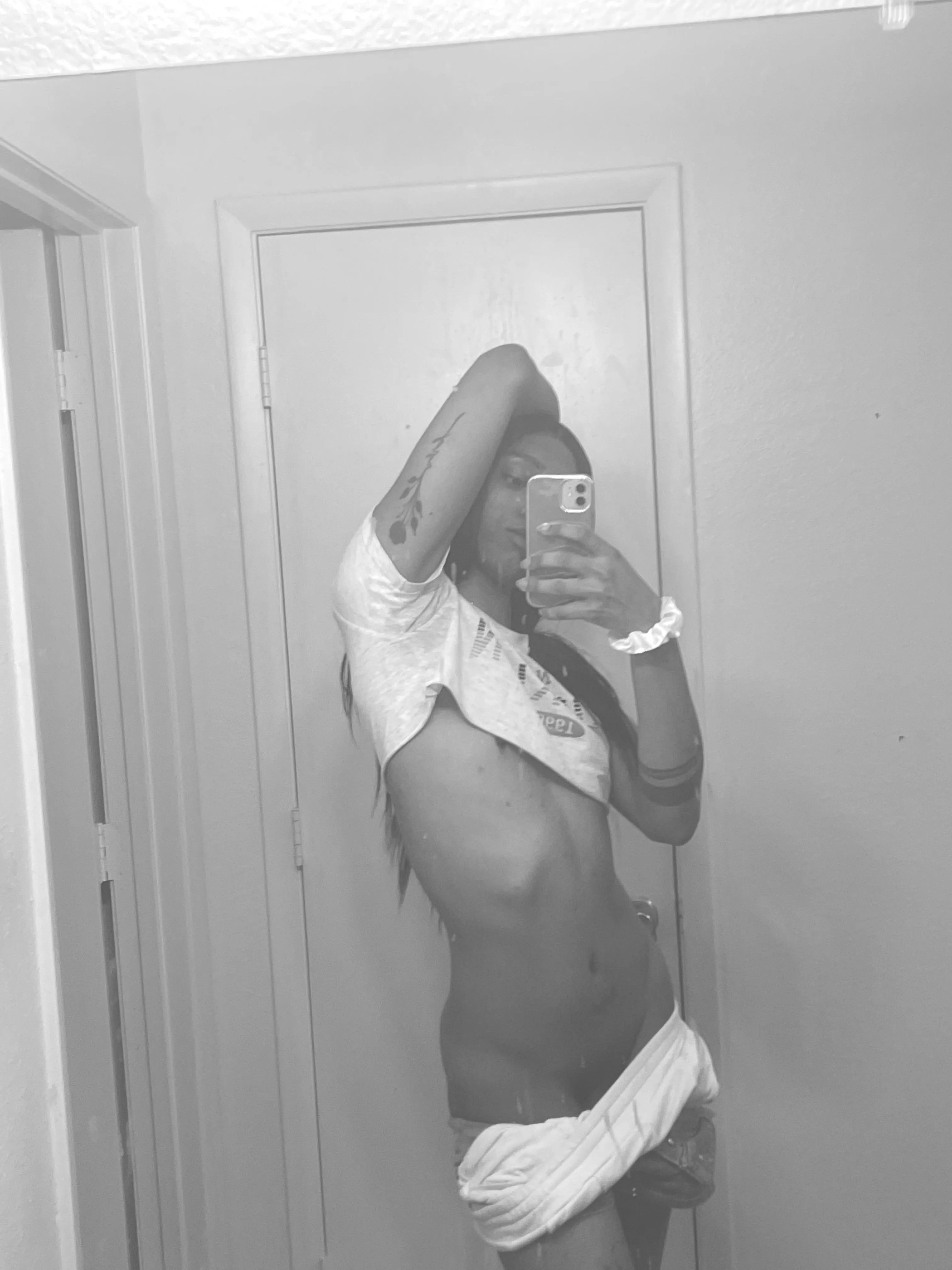 tatted femboy 👅 posted by Trap-4-Lyfe