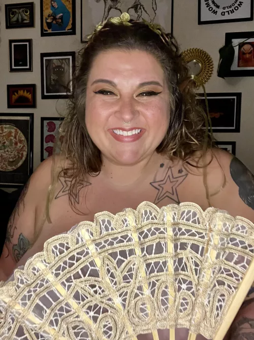 Was feeling cute in my “elf” look. ☺️ by MsPriscillaD