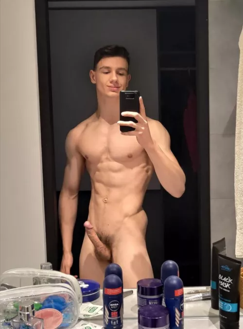 What’s your first thought? by leandavexx