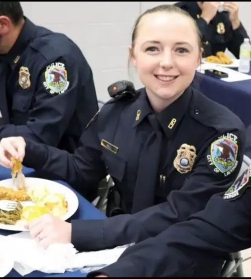 Who is she? Link pls by Repulsive_Ad3658