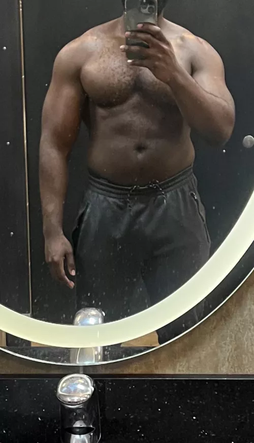 26 need a smooth femboy that loves black dick @jasontee9 by CompetitiveRaccoon19