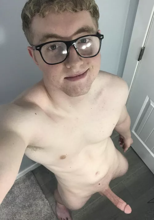 Am I your type? 🤓 by Zercules6475