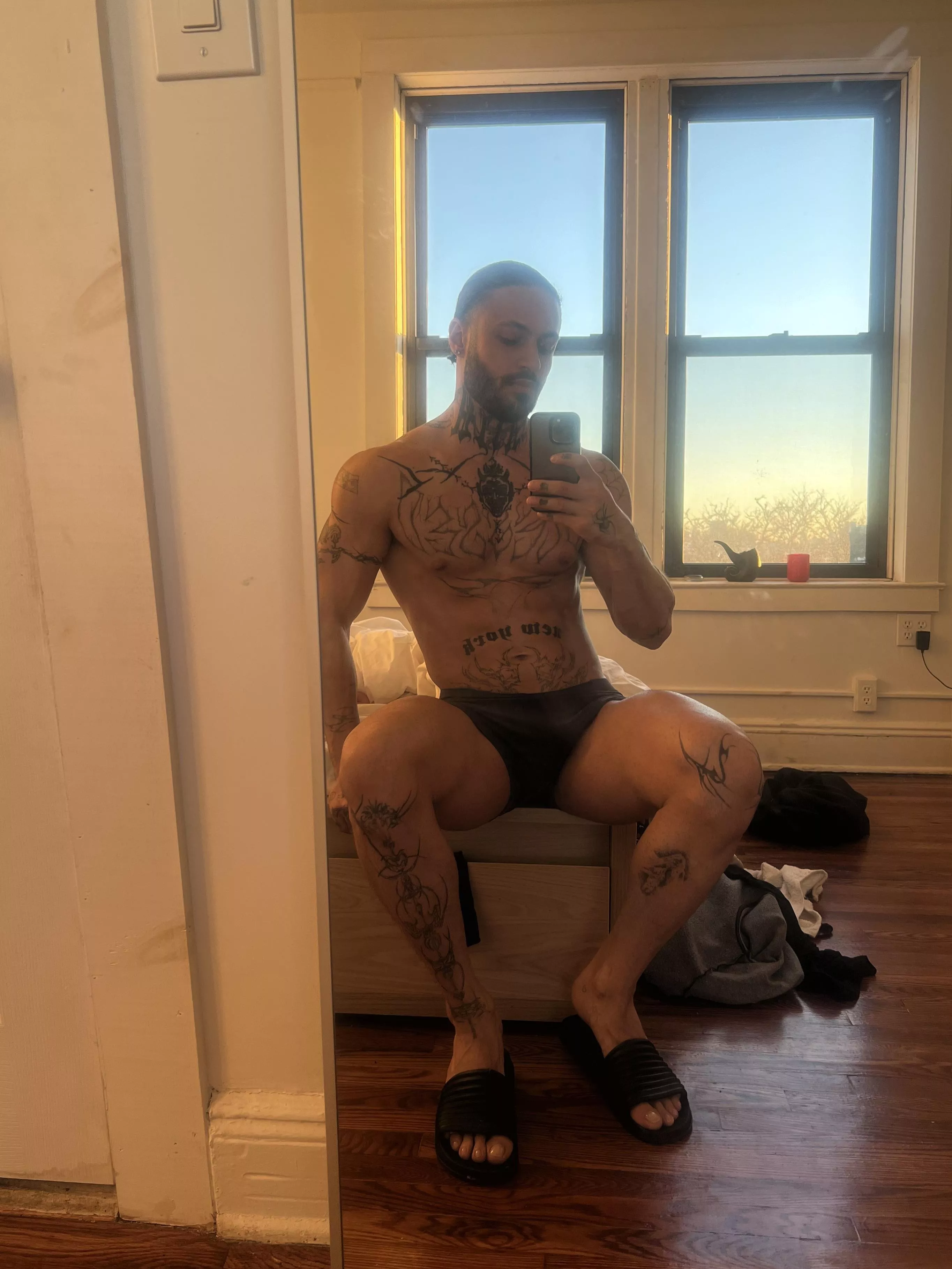 Are pics like this hot? posted by bodiedbycharlie