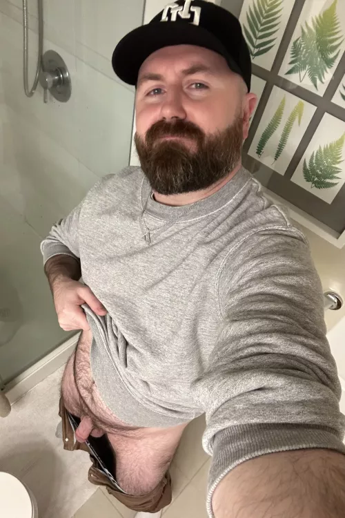 Bear or otter 🤷‍♂️ by bothwaysopenjaws