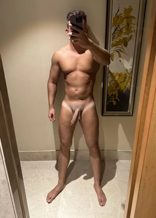 Big and uncut by alexandromortias