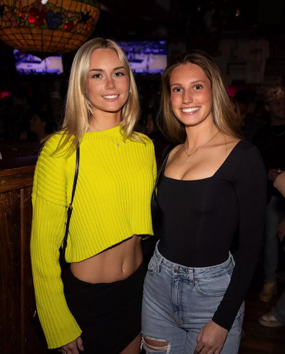 Black & yellow posted by TheGreenGoliath_2