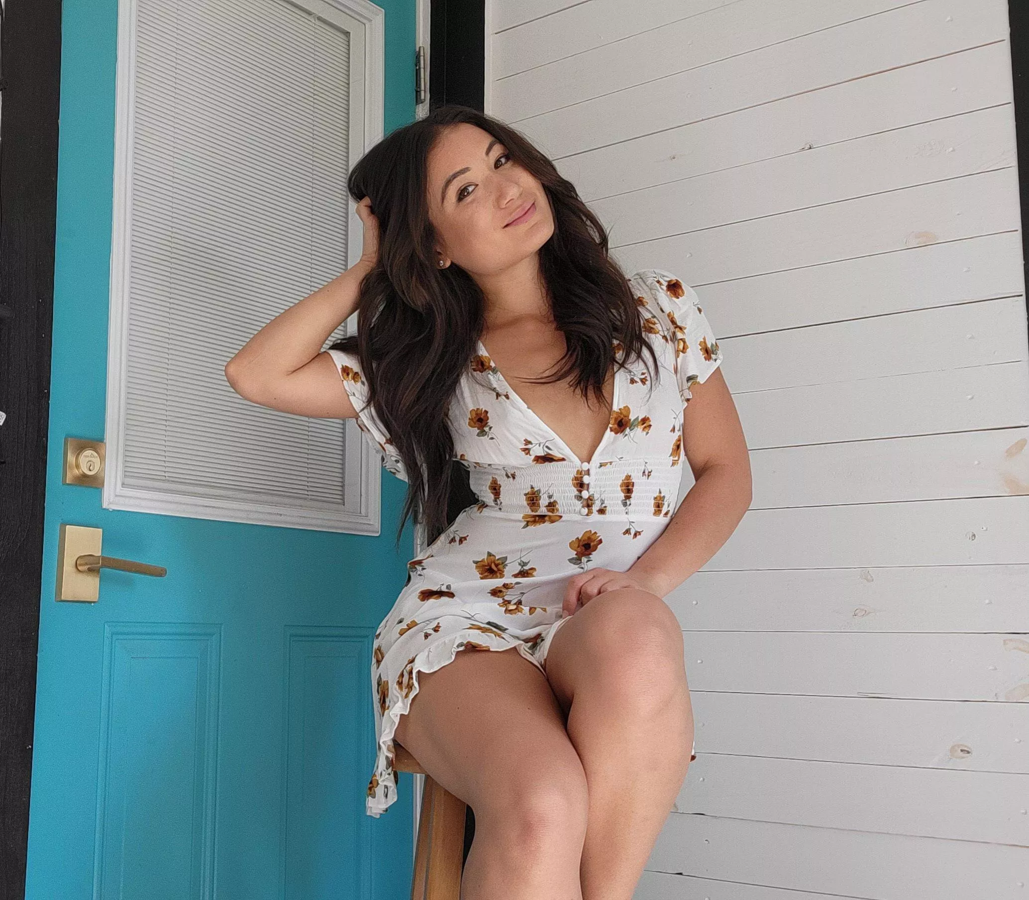 bought this dress so you could take it off 🌷 posted by nikkidavisxo