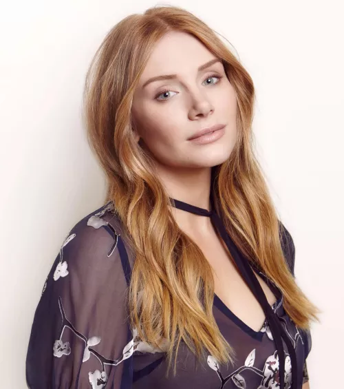 Bryce Dallas Howard by RadRadiator