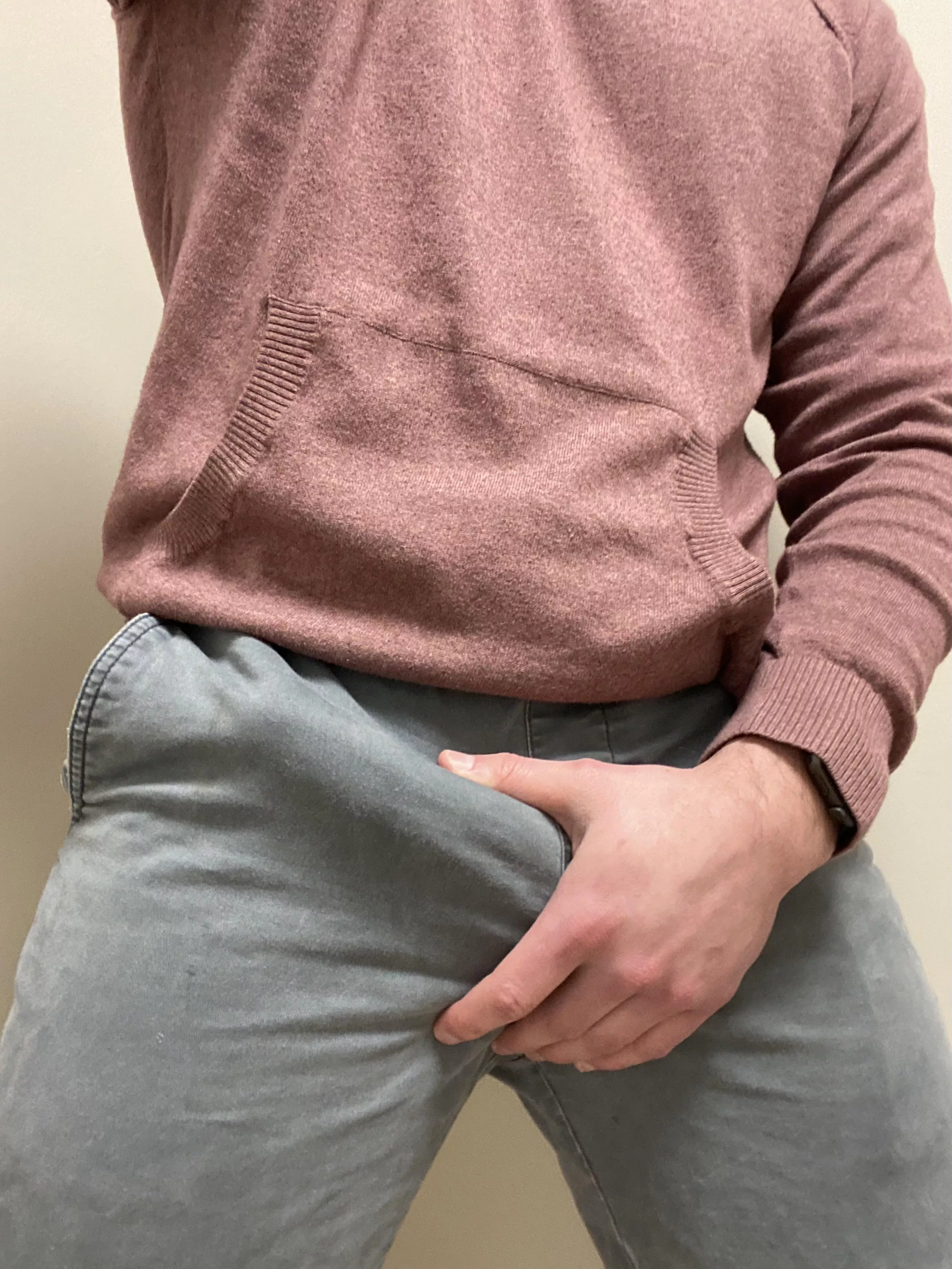 Come a little closer, it won’t bite posted by Hung-n-Fun