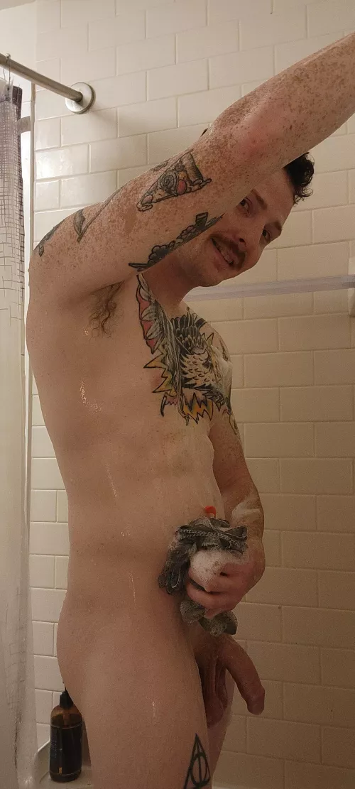 Could you get my back for me? by farfaxed