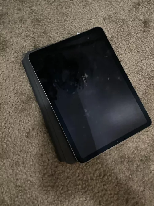 Doing tribs hmu by Electrical_Wind1281