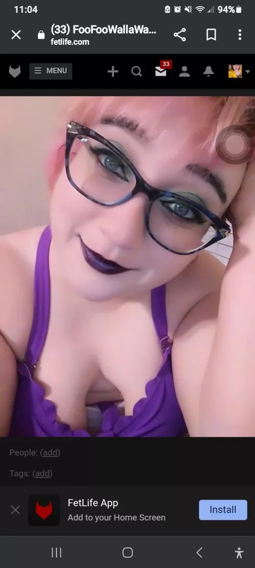 F32. I'm bored, wanna chat? by femalecreature