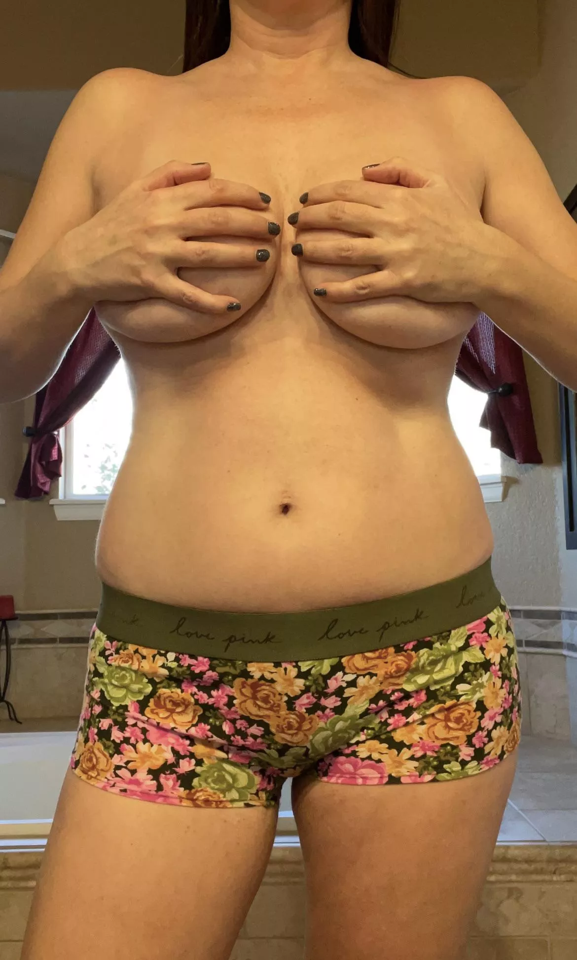 💚 February 15, 2024 🩷 posted by DeliciouslyNasty