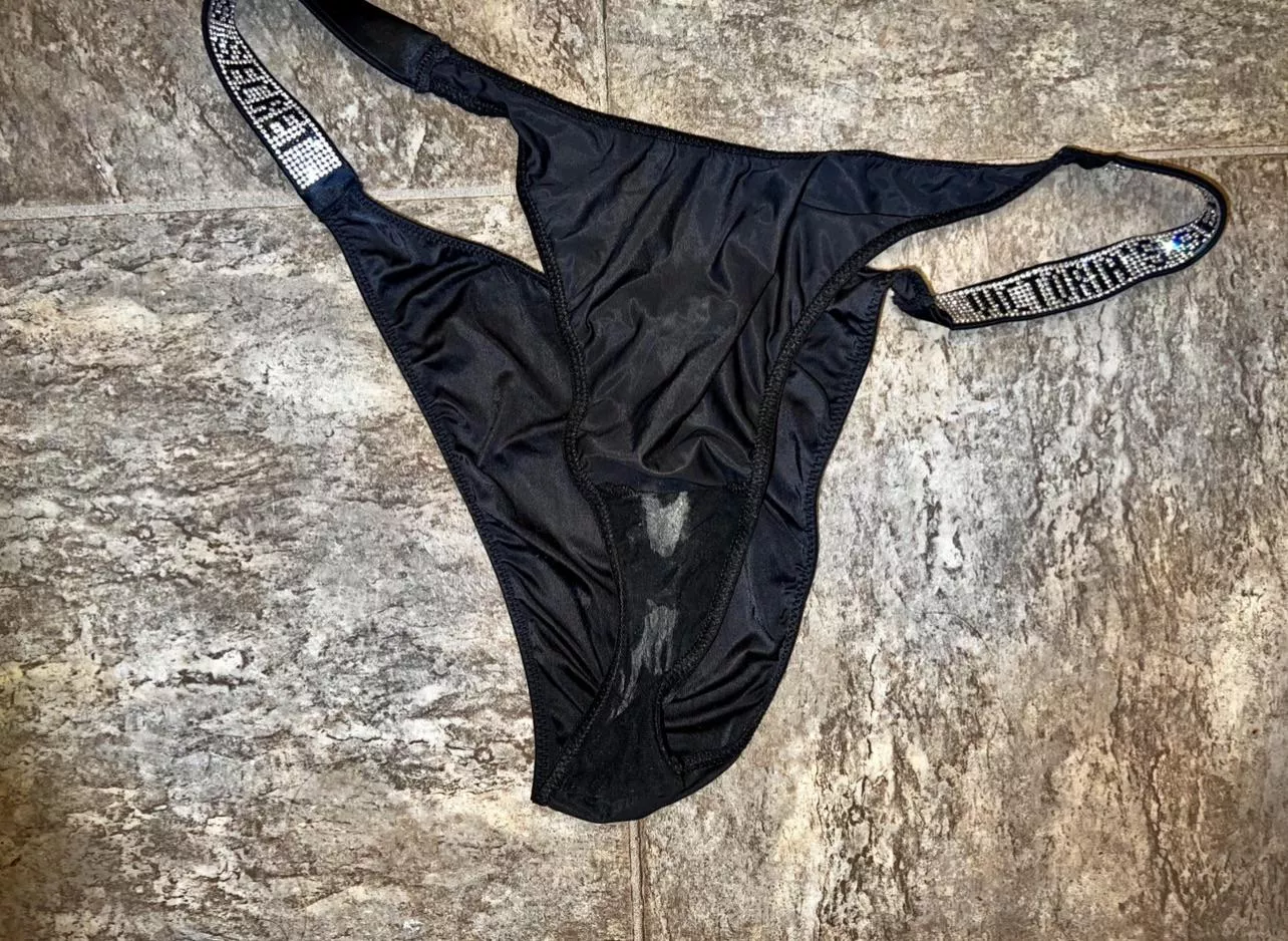 Freshly worn and still damp 🙈 posted by 22_nalgonapawg