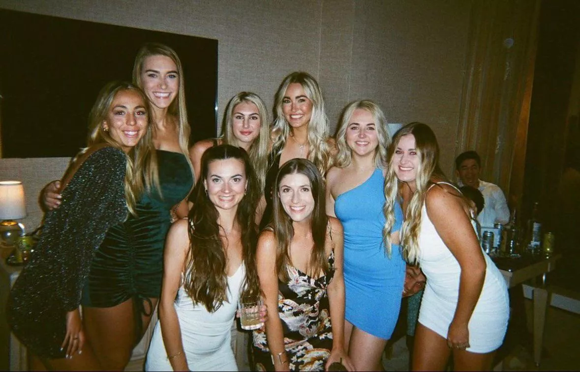 Girls Night [8] posted by Pumpkinpie2722