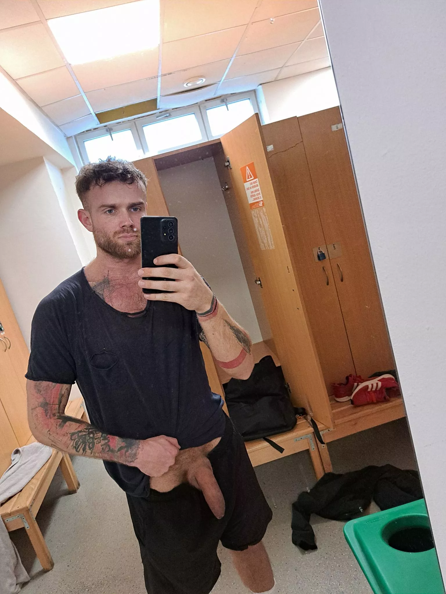 guess the city and come here! posted by hereWeAreXXX