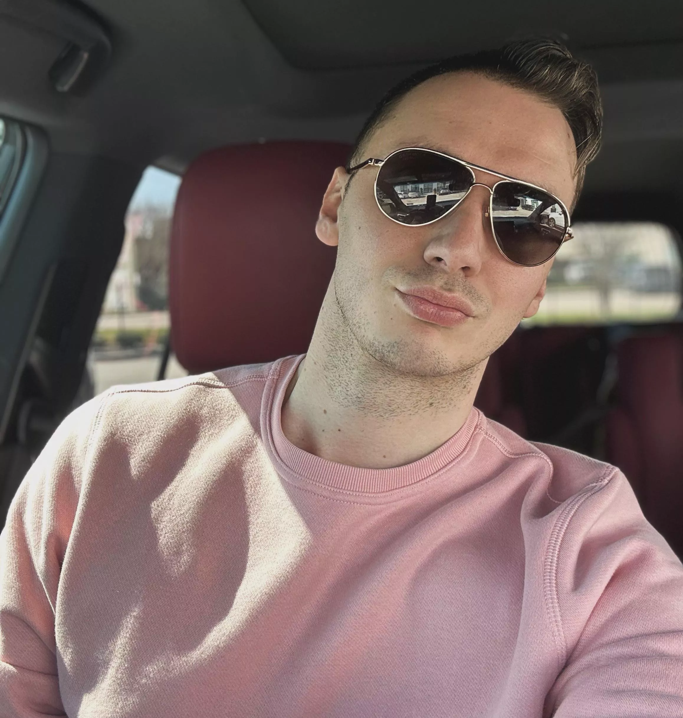 Happy Valentines Cuties 😘 posted by Less-Gold-5153