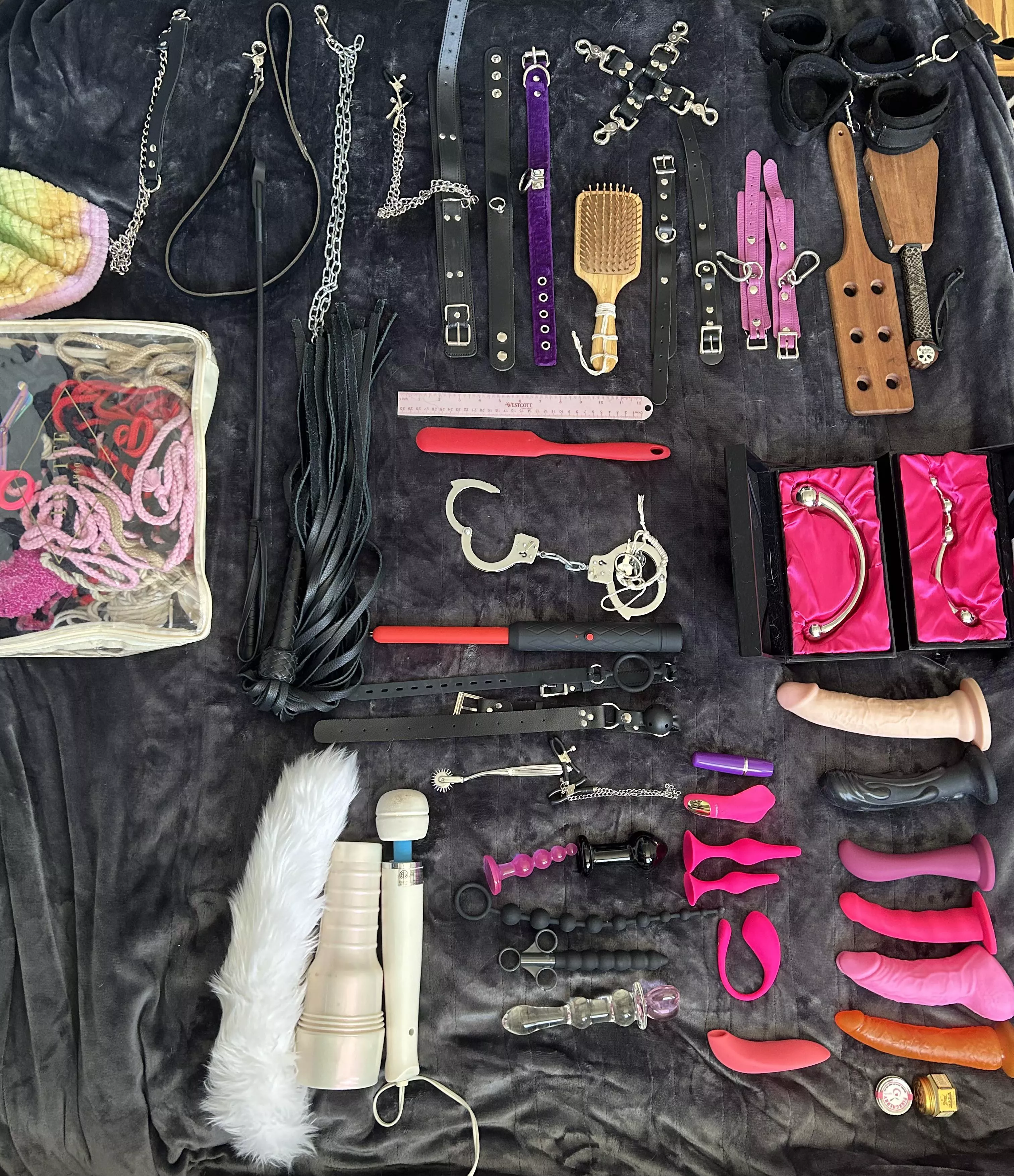 I love seeing peoples personalities through their collections. Here’s mine: posted by emmaiskitten