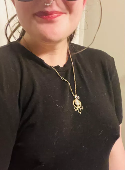 I…probably should have lint rolled my casual Wednesday outfit 🤷🏻‍♀️ by theworriedtalk