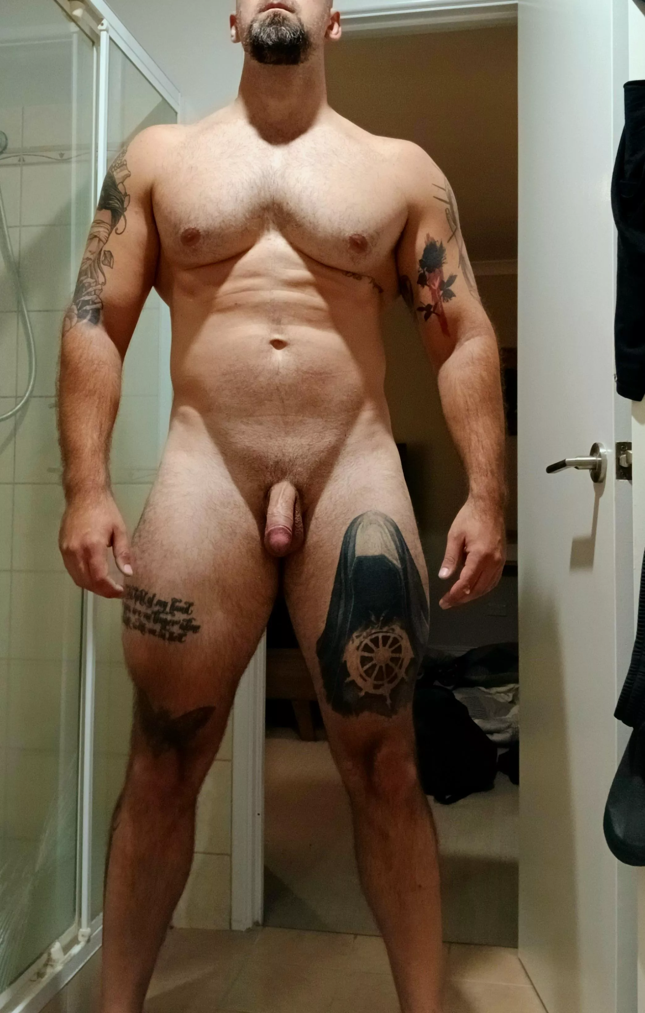 (M) post leg workout physique check posted by Reasonable-Voice2217