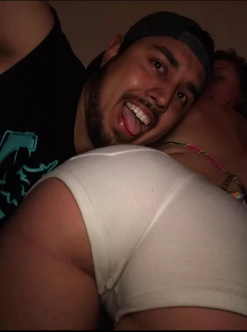 My ass is good at making friends at the festies … by bigduchvip