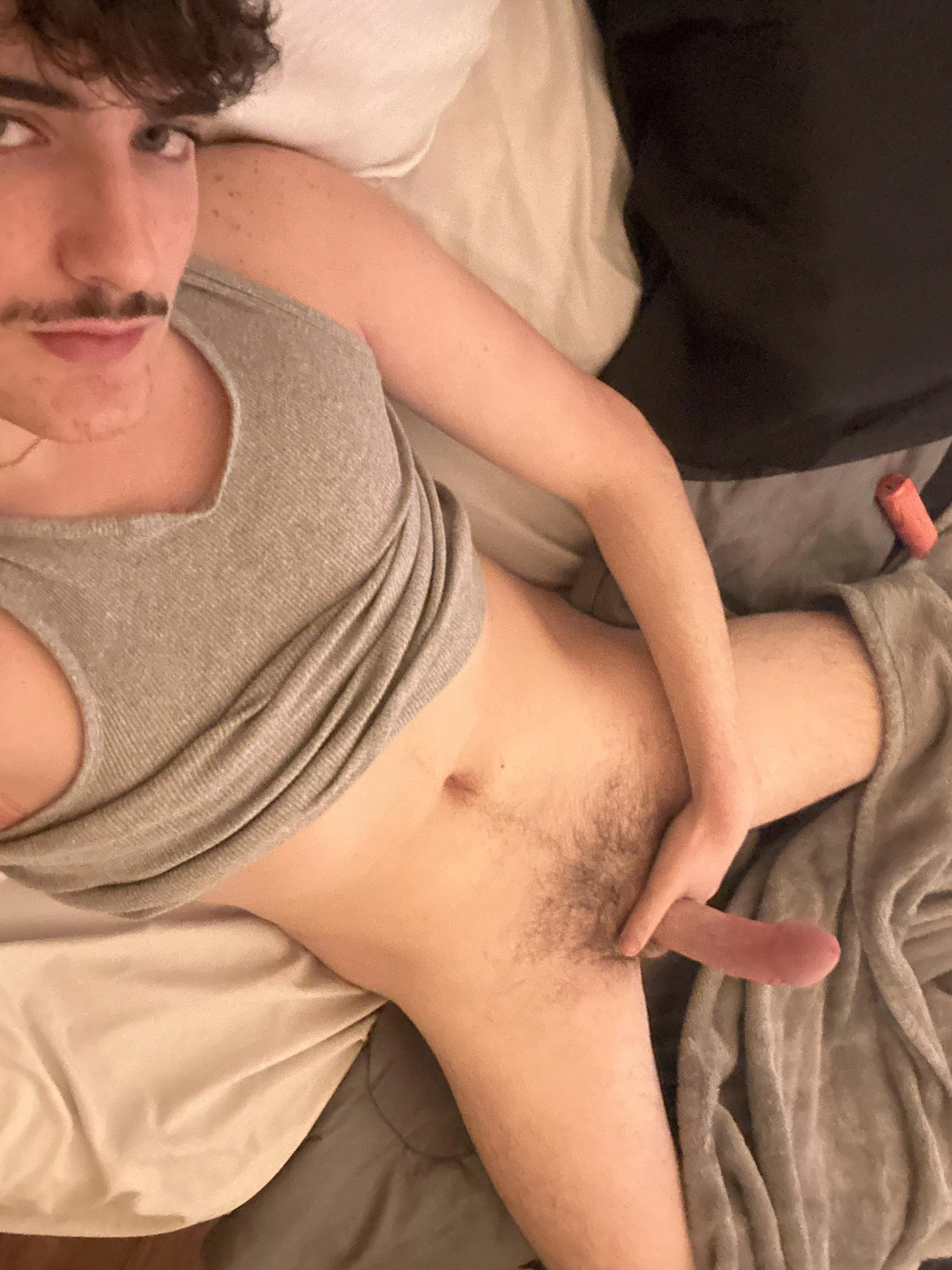 Someone help me bust posted by Gaycollege20204