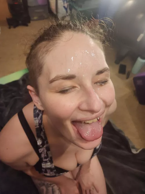 the best face cream a person could ask for, keeps my skin glowing by smileystile246