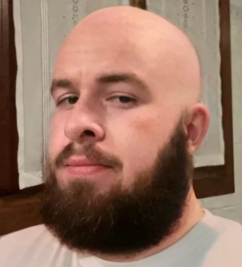 Transforming into a real life Kratos cosplay by darkhorseinthenight