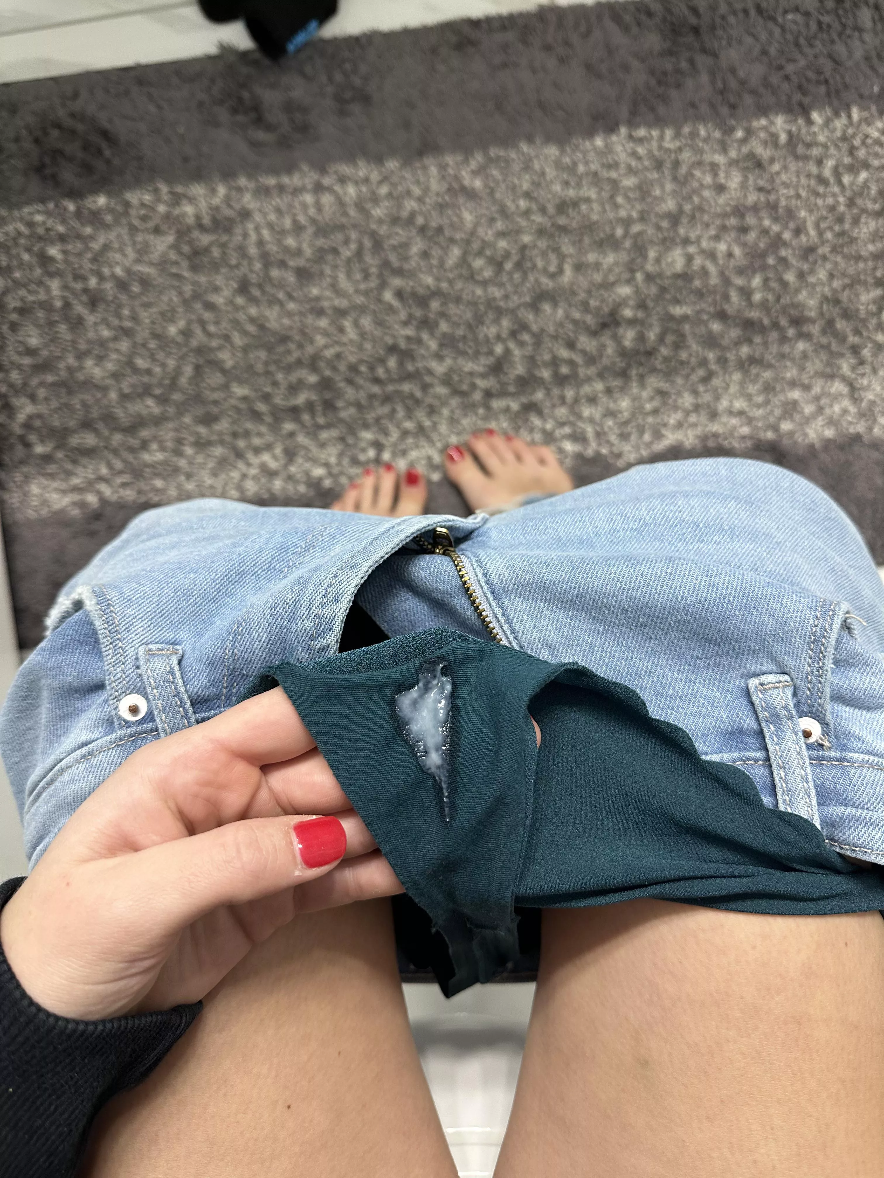 Valentine’s Day makes me wet❤️ posted by LionessGoddessGoods