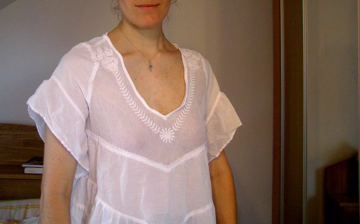 White see thru posted by isa_bea