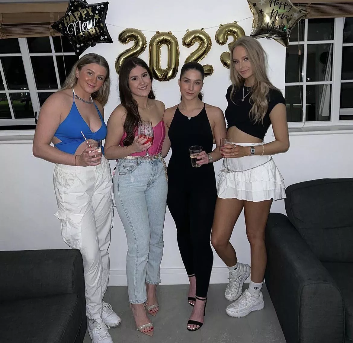 Who are you taking home? [4] posted by BoneInspector