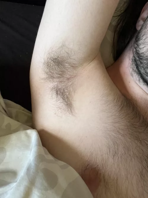 You horny for a big hairy alpha?💪🏼💦 Dms open😈 by HungYoungAlpha-