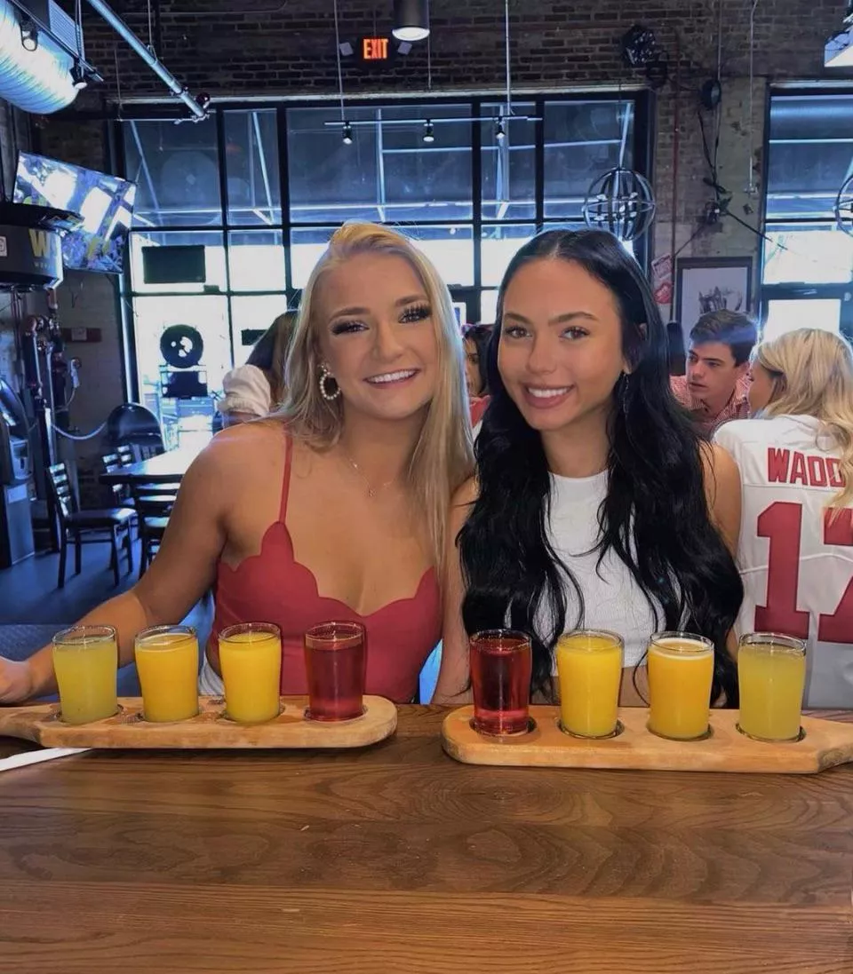 [2] Beer Babes posted by chatforfun69