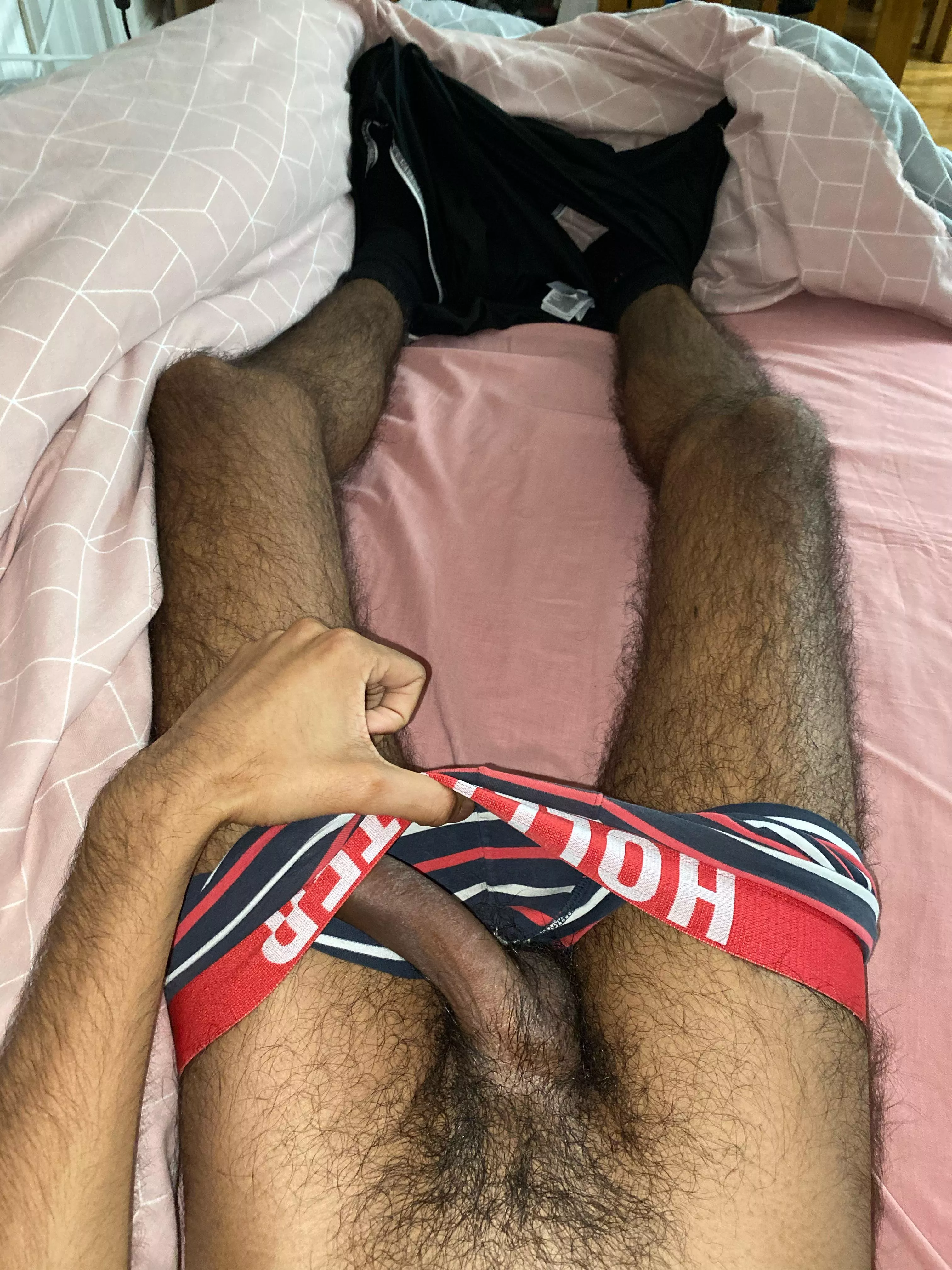 22 good looking slim for hot guys send face @lukm2024 posted by Electrical_Shape7989