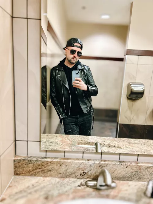 all black everything by thessteach