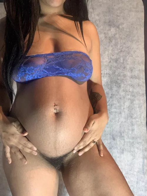 Can you come rub my belly and more ? by Dominiqueskye