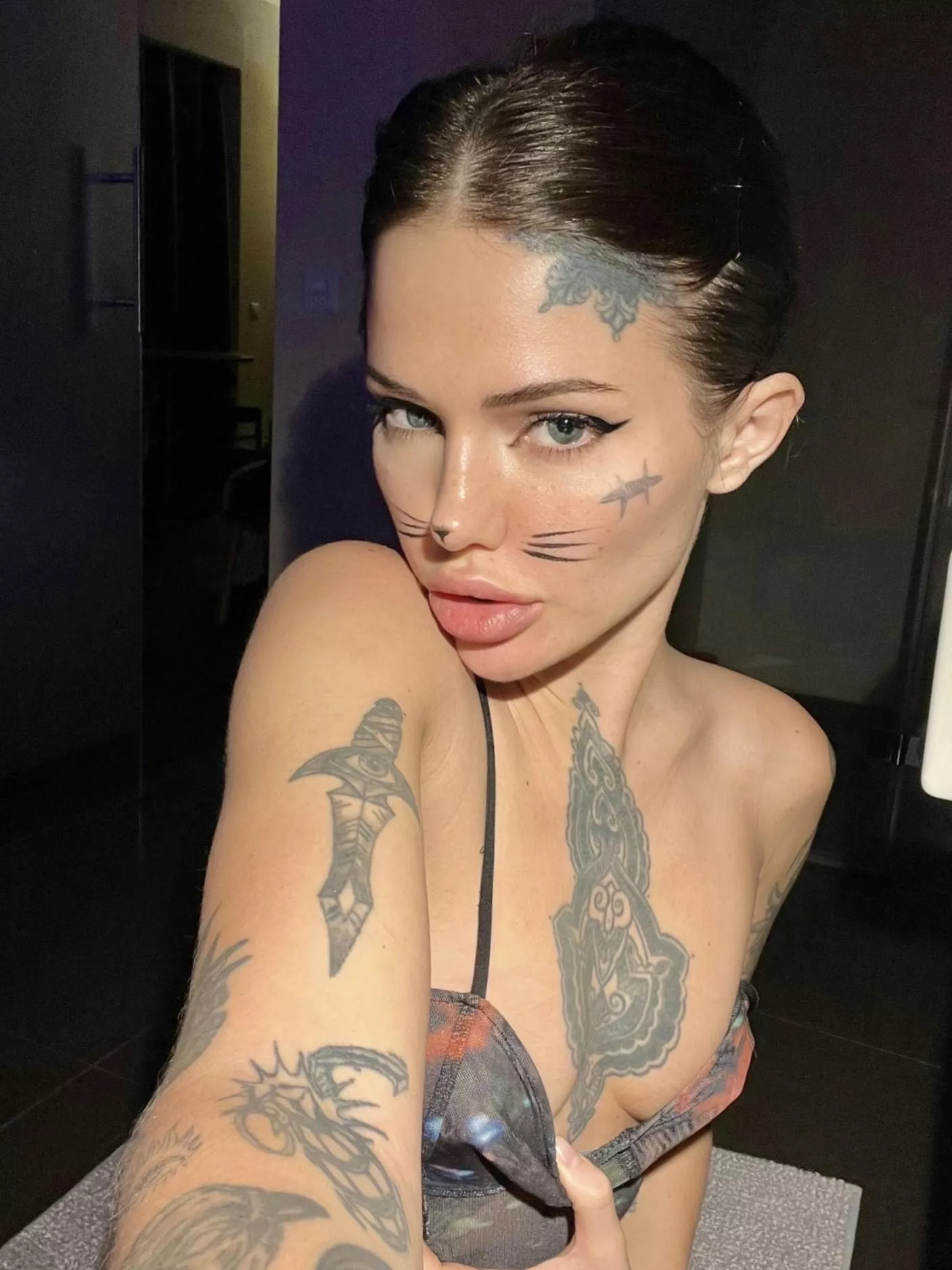 Cats love to lick, I'm definitely a cat posted by Coilingfog782