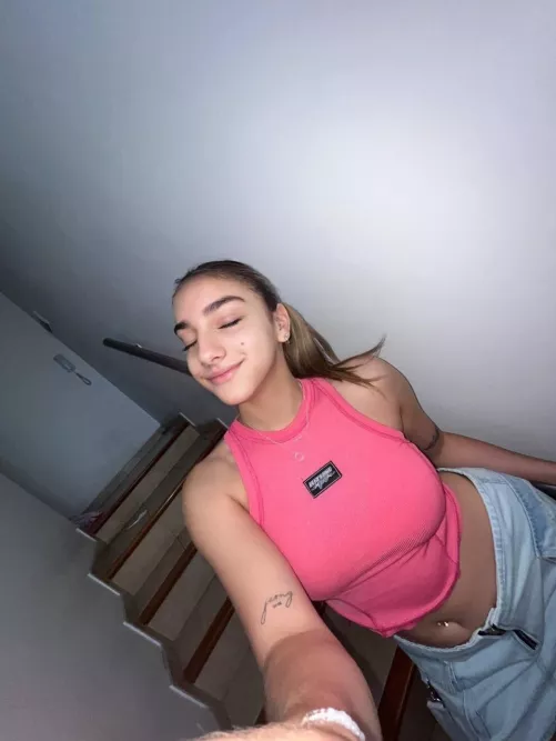 Did this outfit catch your attention by haimelbismao