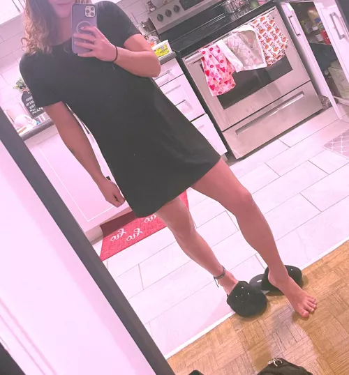 Feet and my dress🩷 do you like? by SissyGirlDaisy