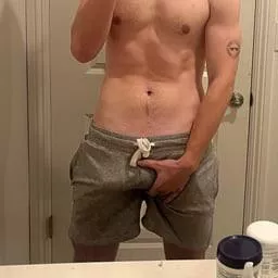 Grey shorts posted by Straight-Umpire-9884