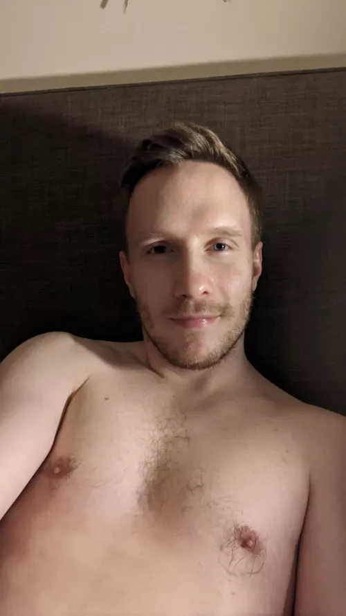 Have a nice weekend guys! by jegelskatig