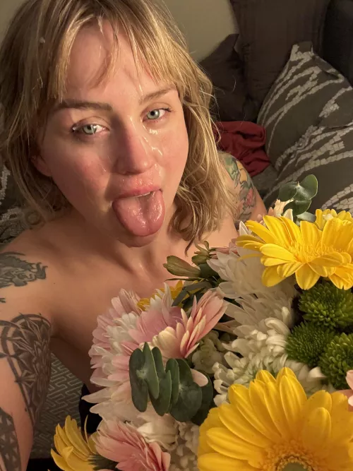 He gave me my two favorite things ❤️ by _DahliaRay_